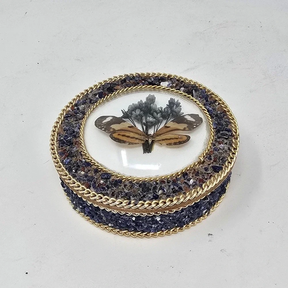 Vtg hand made real butterfly chipped stone jewelry ring box Insect Taxidermy
